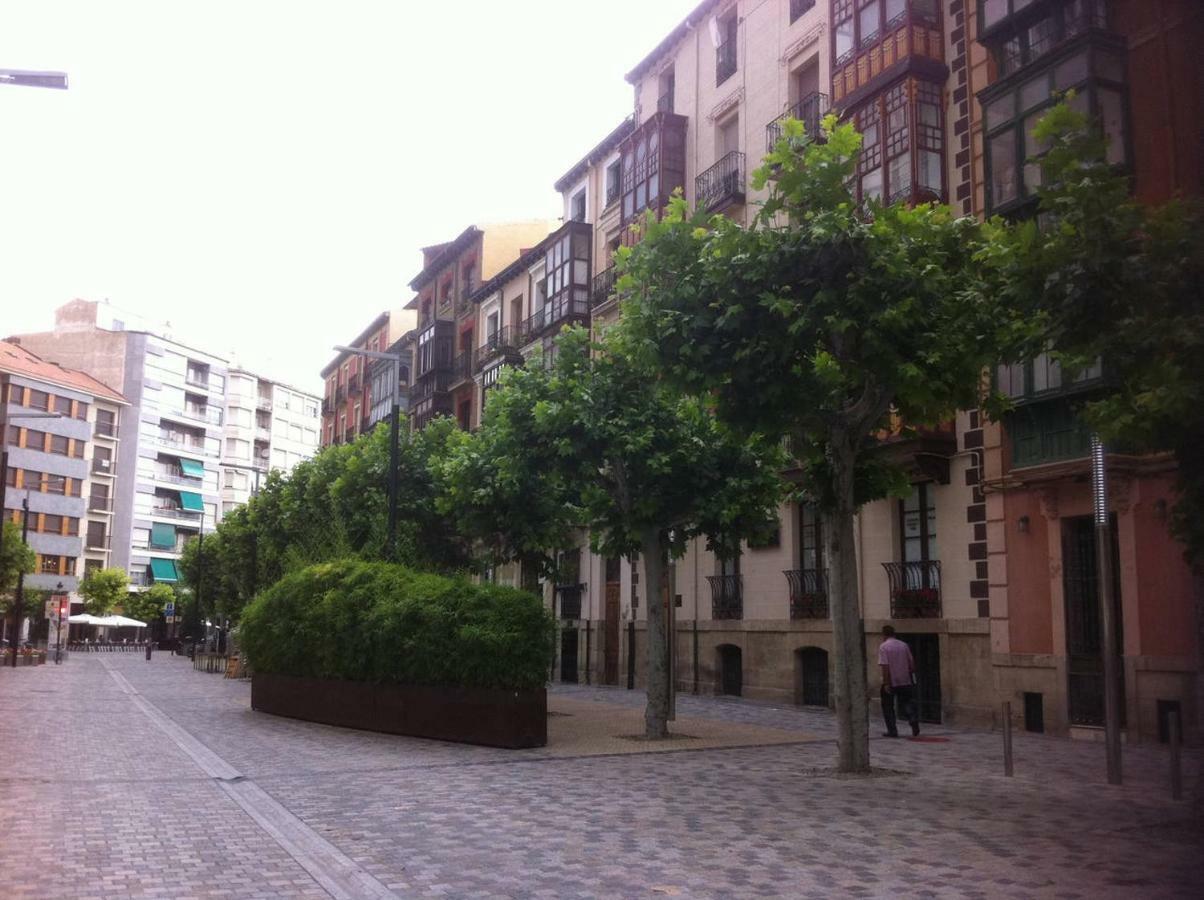 Piso Con Encanto En Zona De Tapas ログローニョ エクステリア 写真